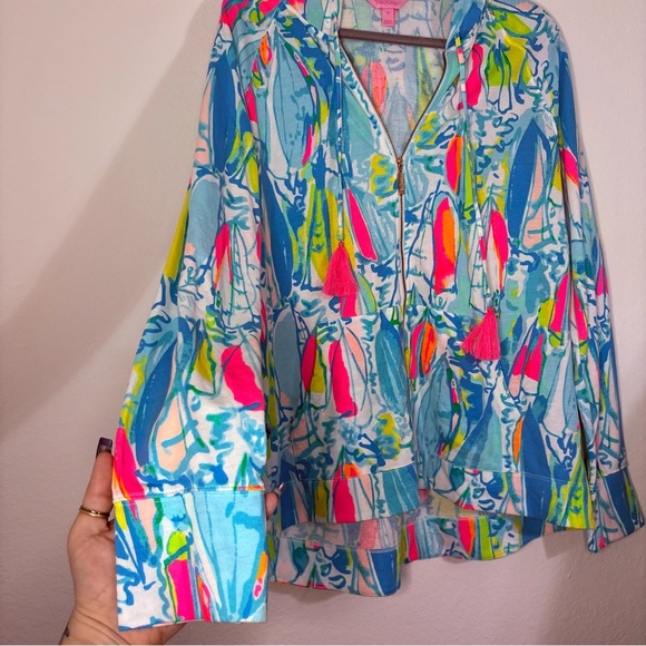 Lilly Pulitzer Mooring Full Zip Hoodie Beach and Bae size Medium - Picture 4 of 13